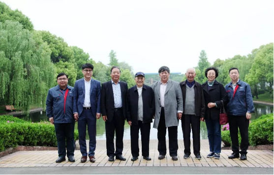 <strong>原機械工業部部長何光遠第三次訪問揚力集團！</strong>